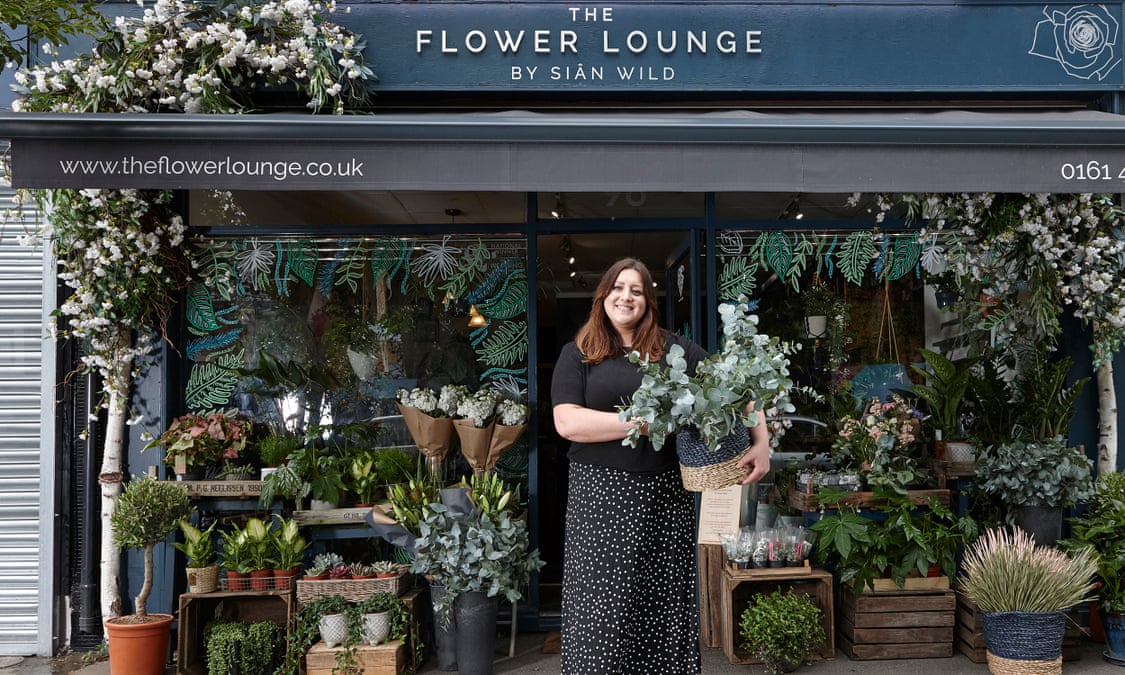 Flower Lounge front of shop