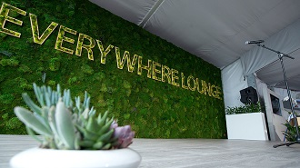 Everywhere Lounge