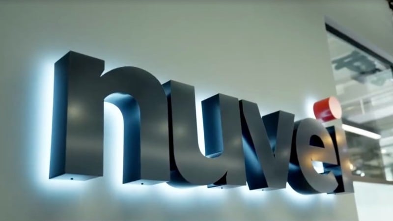 nuvei light sign
